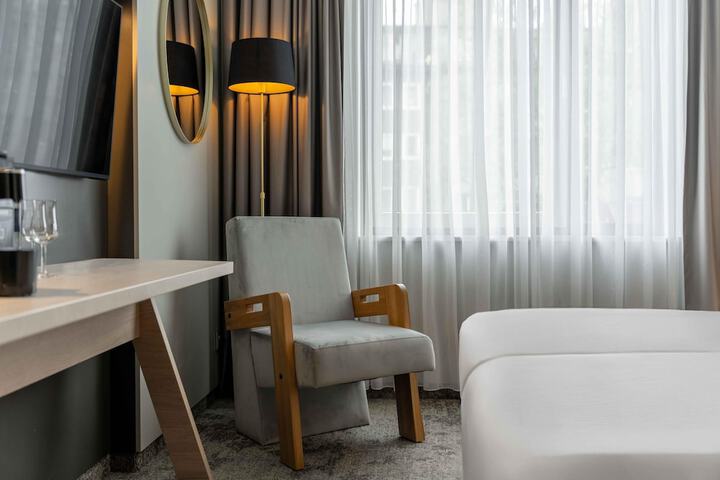 Room 20 of 134