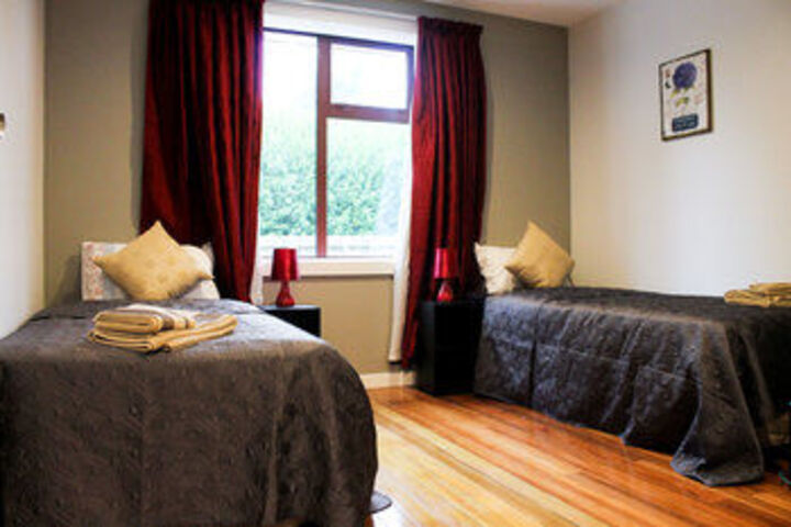 Room 27 of 72