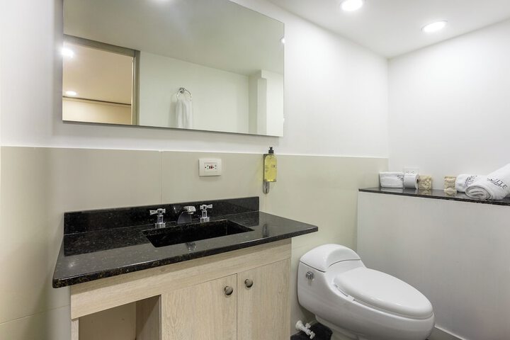 Room 54 of 68
