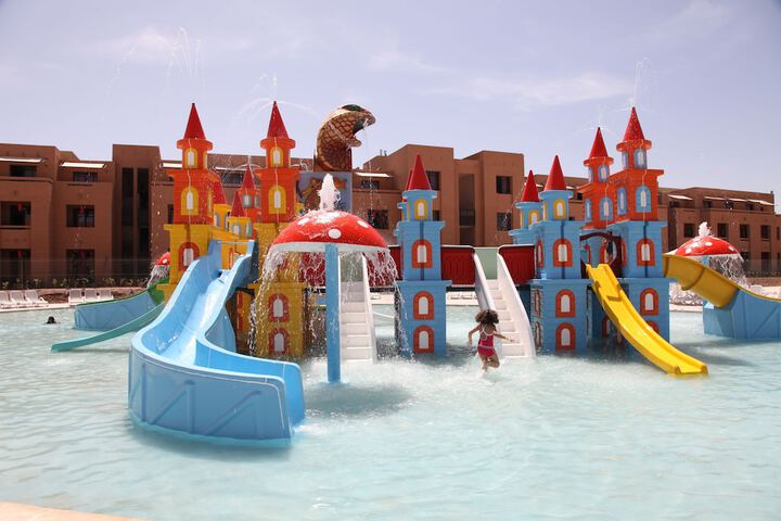 Pools & Facilities