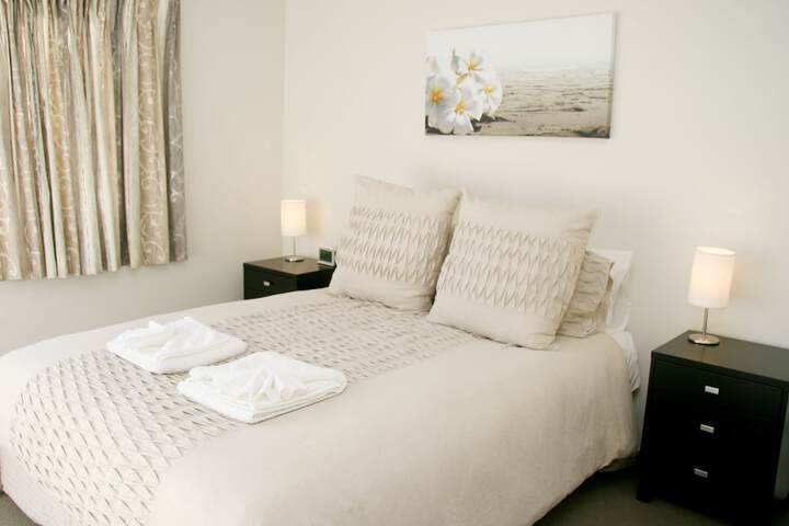Room 2 of 50