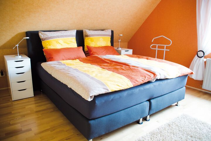 Room 2 of 20
