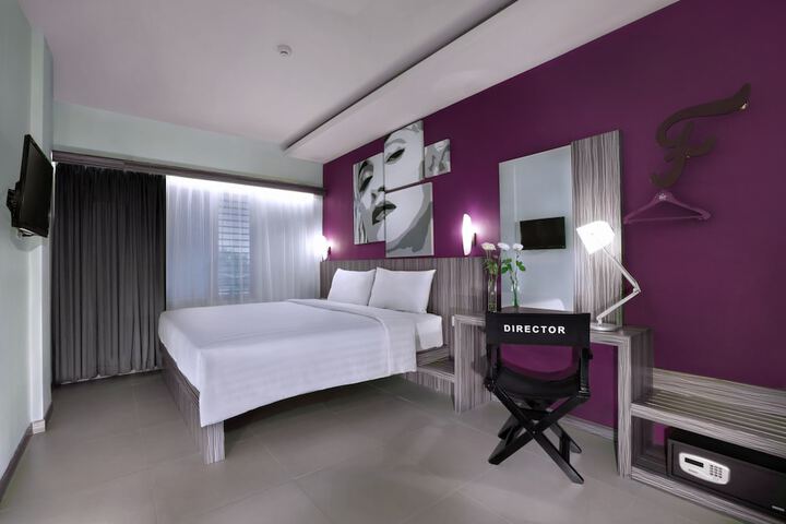 Room 13 of 67