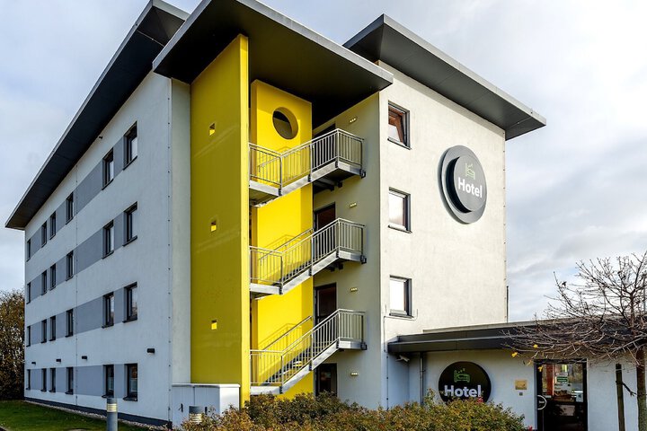 Hotel 78 of 86