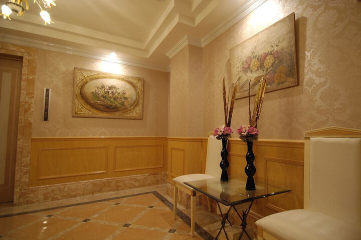 Ballroom/Hall 23 of 28