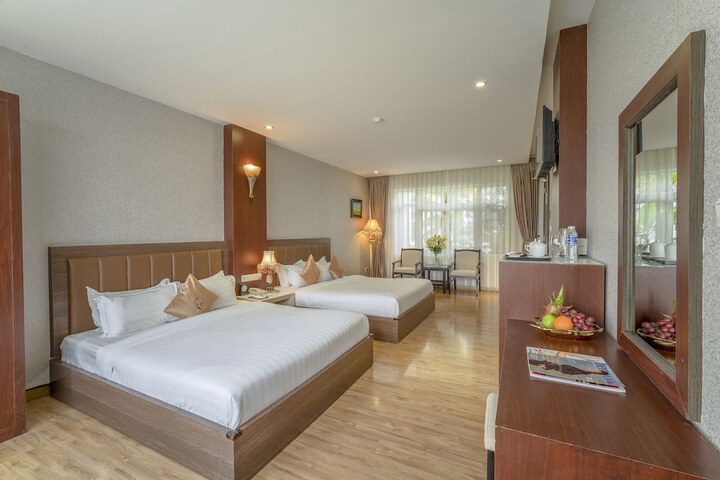 Room 15 of 126