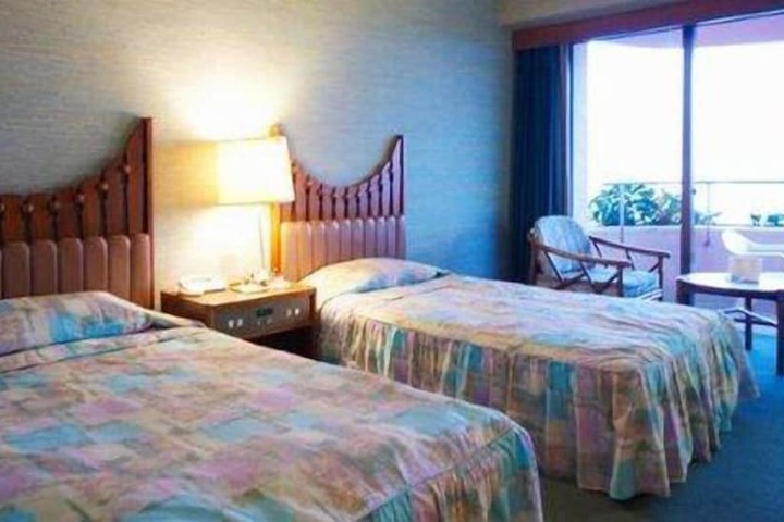 Room 8 of 60