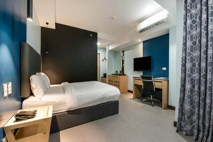 Bay Area Suites Manila