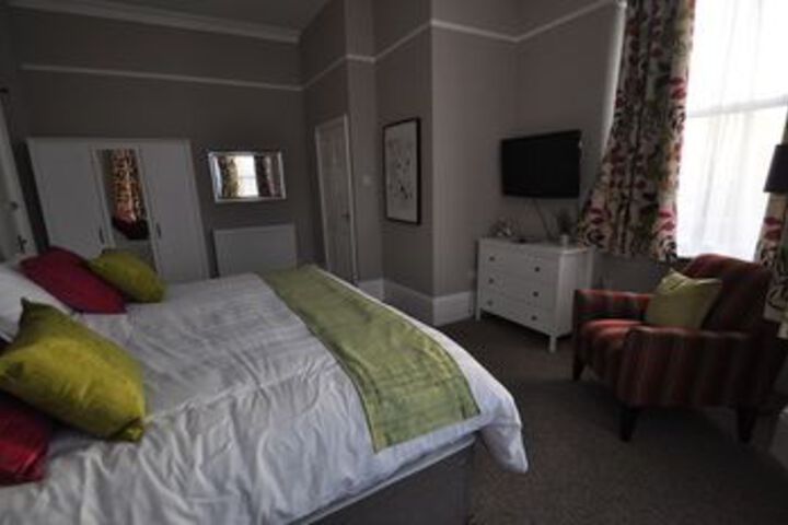 Room 34 of 60