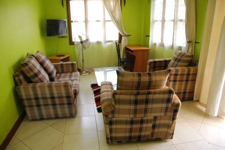 Room 6 of 17