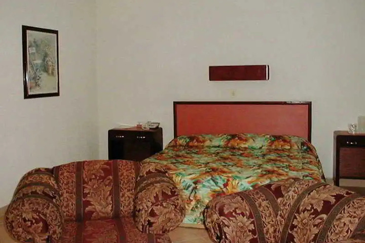 Photo 4
