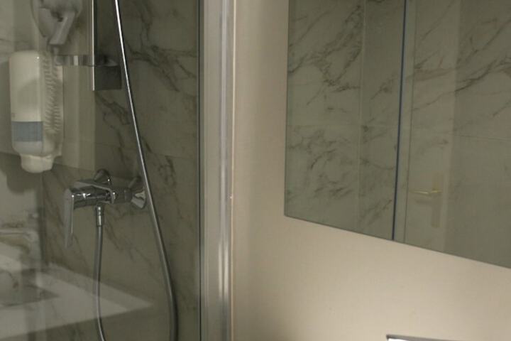 Bath Photo
