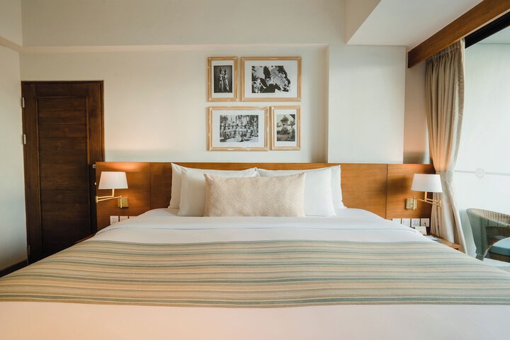 Room 21 of 97