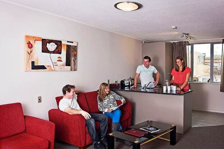 Room 30 of 43