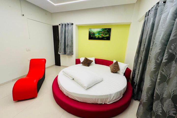 Room 18 of 27