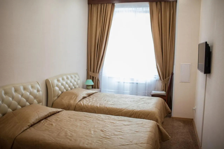 Room 3 of 14