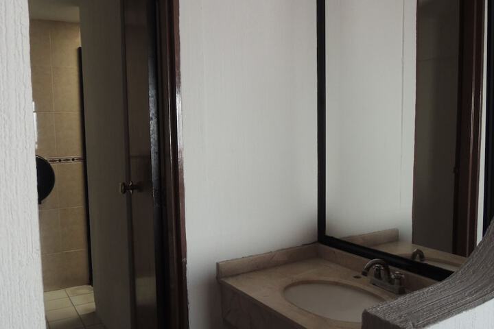 Room 20 of 49
