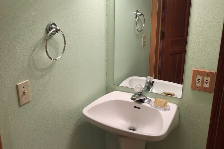 Room 116 of 186