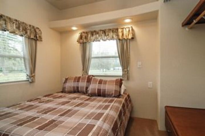 Room 18 of 57