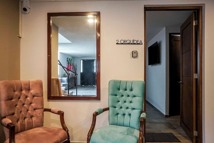 Room 10 of 48