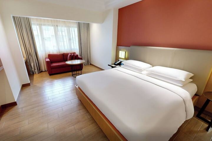 Room 21 of 59
