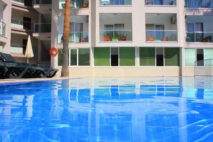 Hotel with Pool