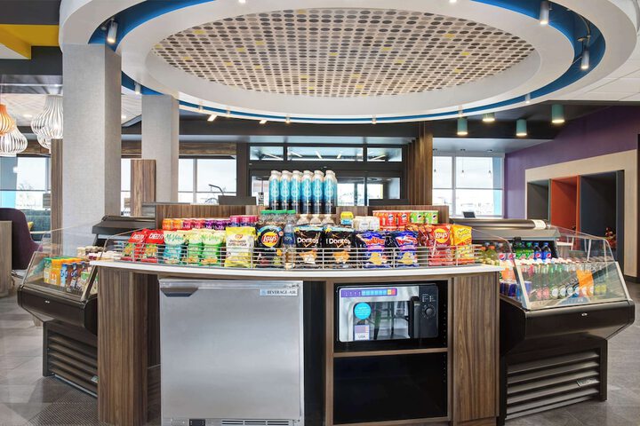 Snack bar