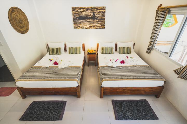 Room 3 of 35
