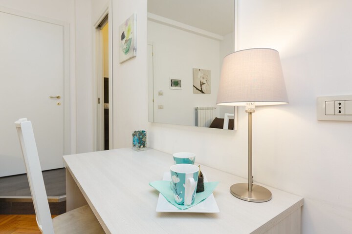 Room 28 of 52