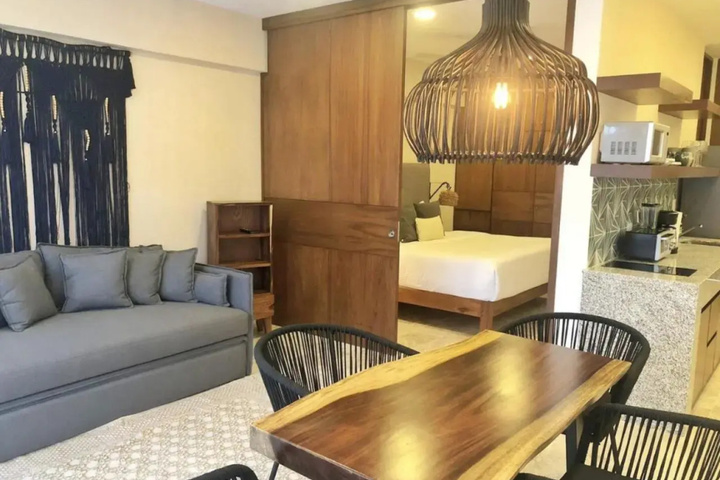 Room 2 of 14