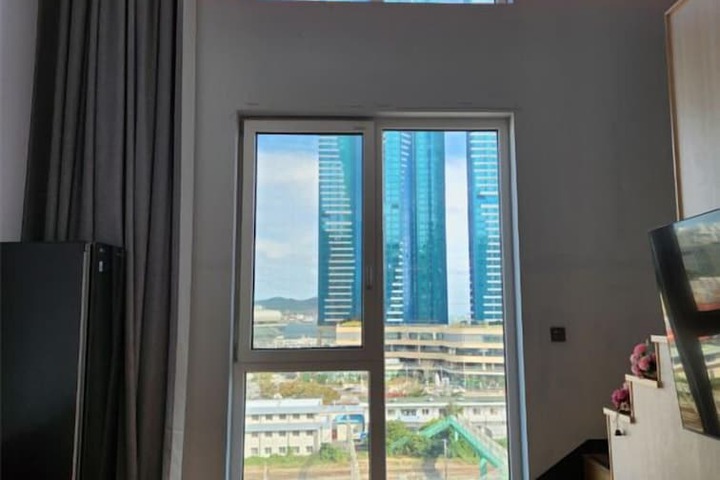Room 110 of 219