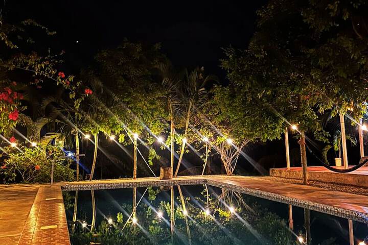Pool 17 of 28