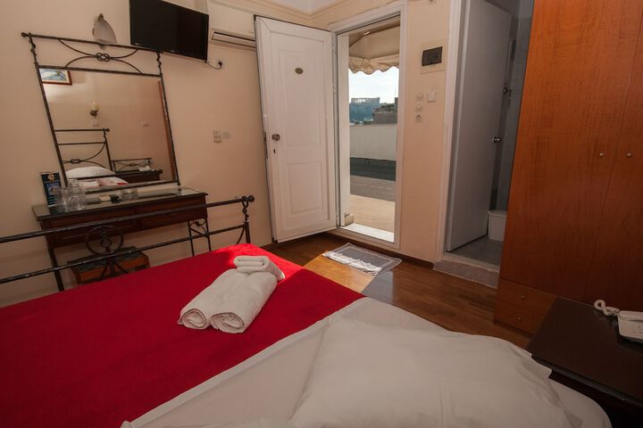 Room 76 of 152