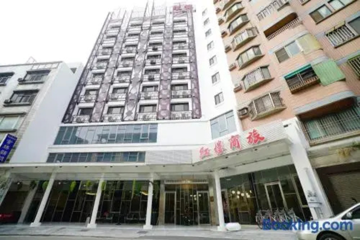 Hotel 9