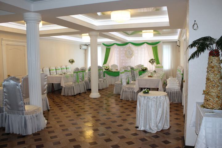 Ballroom/Hall 8 of 78