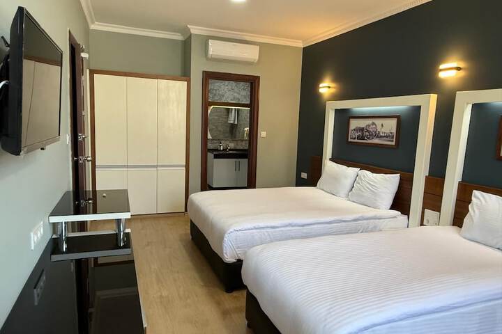 Room 2 of 23