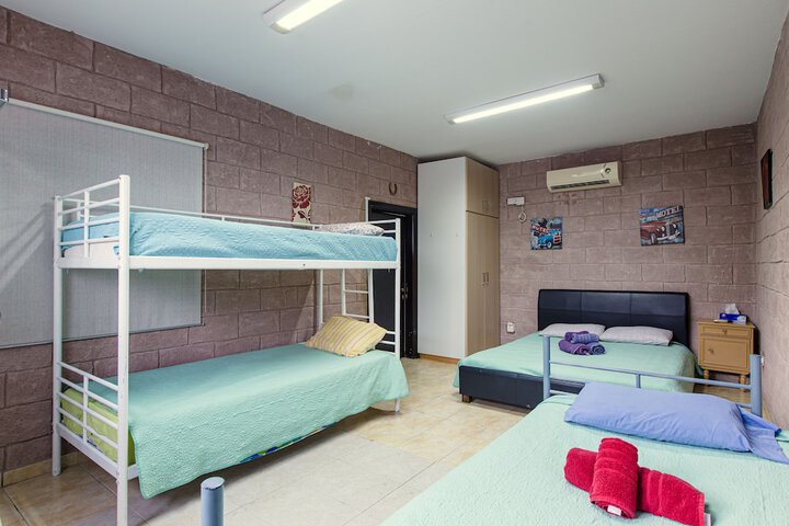 Room 20 of 63