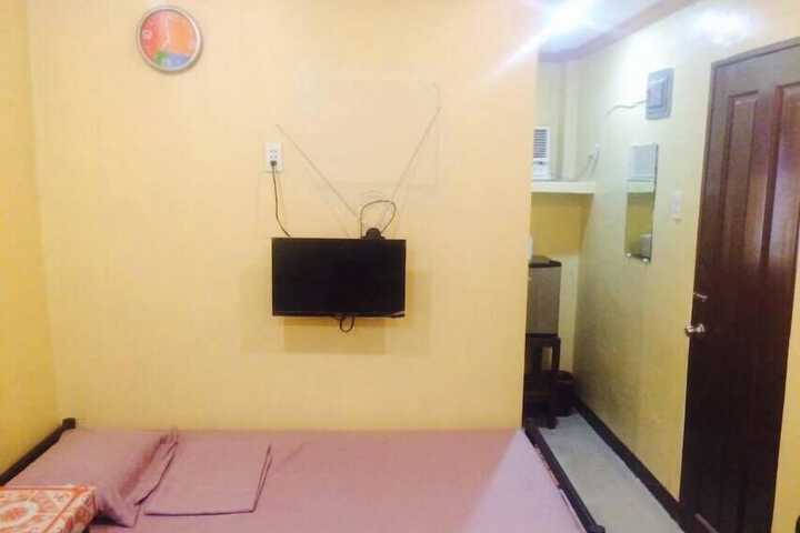 Room 32 of 38