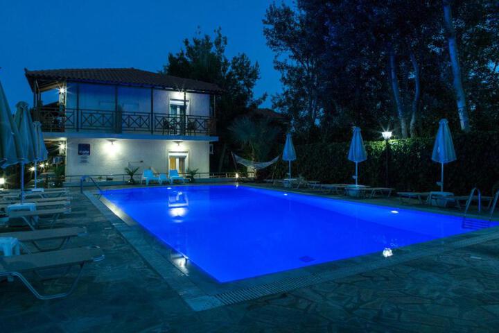 Studio Nikos