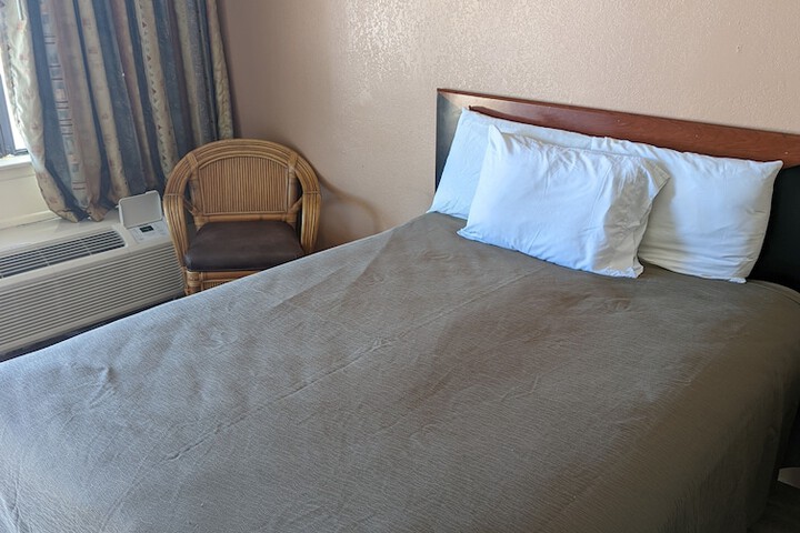 2 Queen Beds (8 of 21)