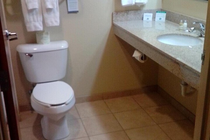 2 Queen Beds Microwave and Refrigerator WiFi Continental Breakfast (1 of 2)