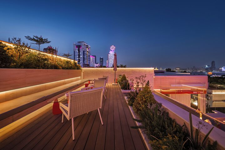 Terrace/Patio 129 of 134