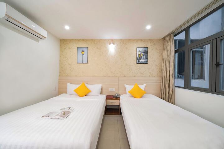 Room 29 of 82