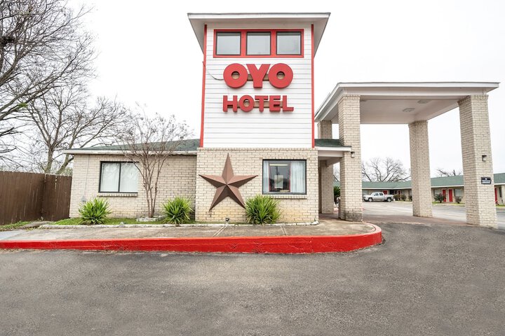 OYO Hotel San Antonio near at & T Center