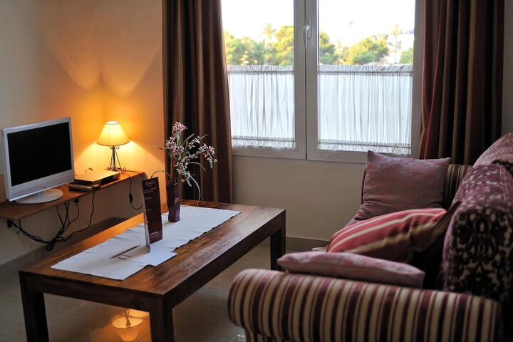 Room 8 of 36