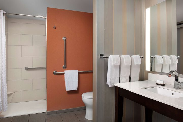 Bathroom shower