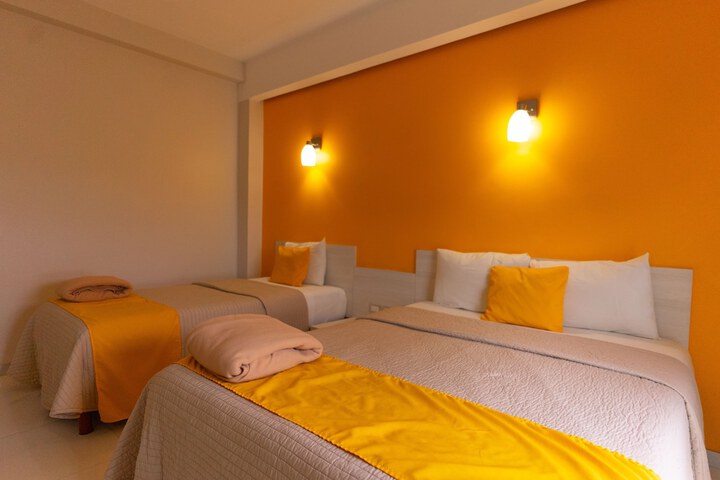 Room 16 of 30