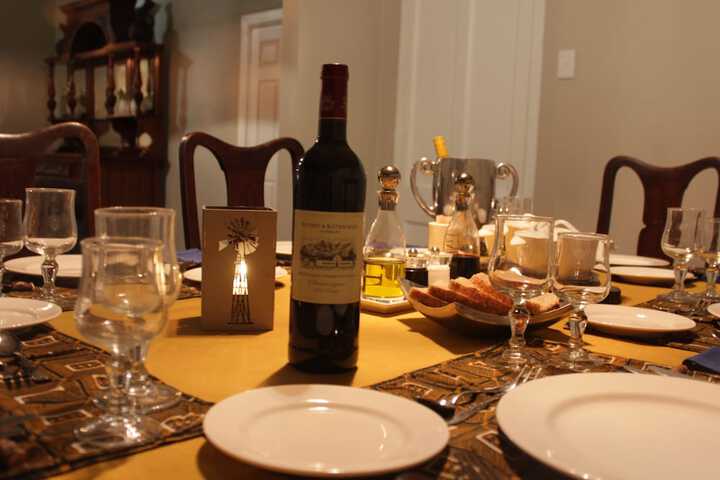 Dining 32 of 51