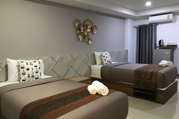 Room 14 of 27
