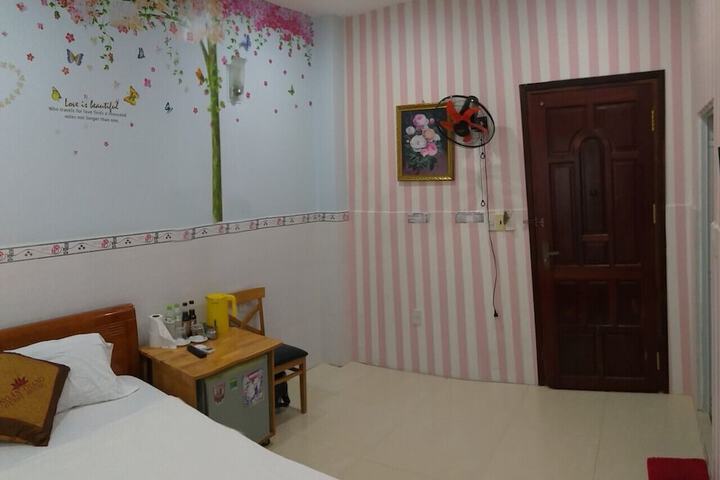 Room 26 of 55